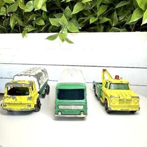 Vintage Lesney Matchbox Lot of 3  BP Vehicles Tanker & Tow Truck Diecast England